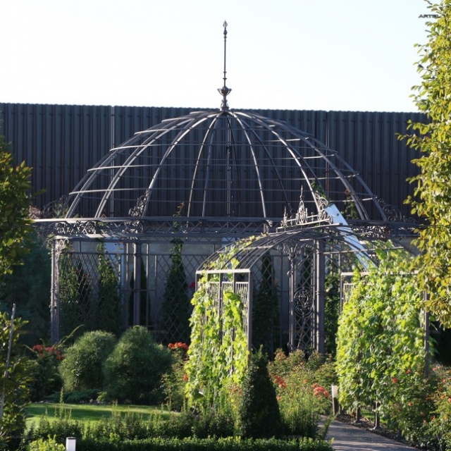 Gazebo and pergola